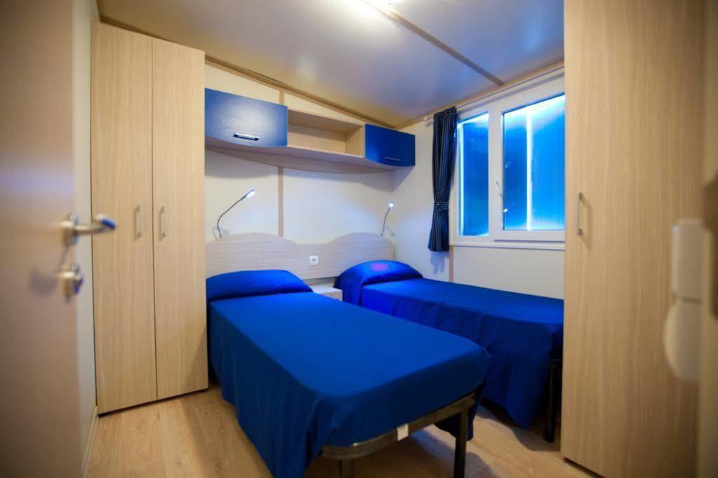 Camping Blu Fantasy Сенигалия Екстериор снимка